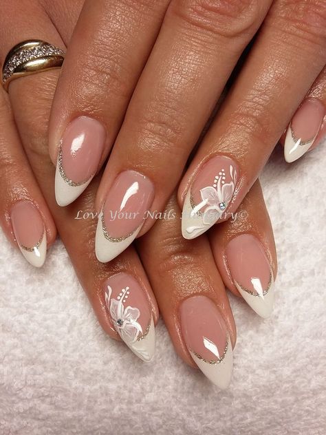 @pelikh_ ideas nails French Manicure Nail Designs, Wedding Nail Art Design, Bridal Nail Art, Manicure Nail Designs, French Manicure Nails, French Nail Designs, Pretty Nail Art Designs, Wedding Nails Design, Nail Art Wedding