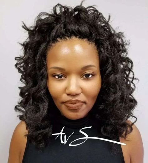 50 Most Head-Turning Crochet Braids & Hairstyles for 2020 - Hair Adviser Individual Crochet Braids, Straight Crochet, Crochet Hair Styles Freetress, Crochet Curls, Diva Hair, Vacation Hair, Cabello Afro Natural, Crochet Hairstyles, Dunner Wordend Haar