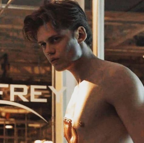 Bill Skarsgard Hemlock Grove, Bill Skarsgard Pennywise, Swedish Men, The Dictator, Hemlock Grove, Billy Boy, Bill Skarsgard, Ben Barnes, Evan Peters