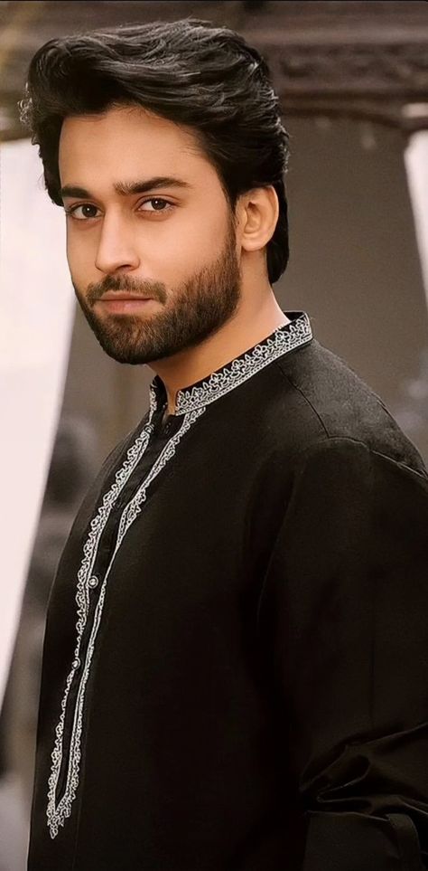 Khan Dp, Bilal Abbas Khan, Bilal Abbas, Mens Kurta, Ram Photos, Superhero Wallpaper, Handsome Actors, Kurta Designs, Beautiful Person