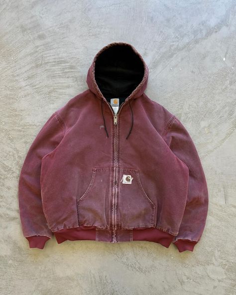 Carhartt restock just went live 🫂 Available at thejuncturevintage.com Dm us with any question's @thejuncturevtg Red Carhartt Jacket, Carhartt Jacket, Vintage Jacket, Just Go, Vintage Clothing, All Products, Work Wear, Red