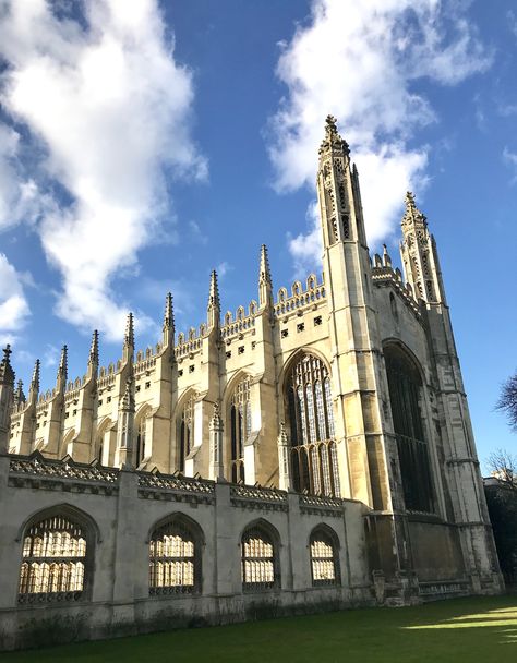 King’s College Chapel | Cambridge King's College Cambridge, Medieval Aesthetics, English Gothic, King's College, Gothic Architecture, Cologne Cathedral, Cambridge, Art History, Architecture