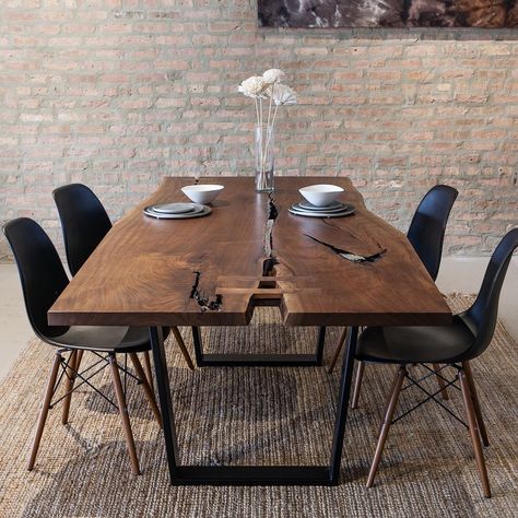 8 person round dining table