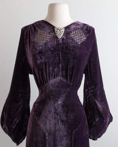 Silk Velvet Dress, Purple Velvet Dress, Vintage Velvet Dress, Fashion Decades, Burnout Velvet Dress, Vintage Clothing Boutique, Burnout Velvet, 1930s Fashion, 1940s Fashion