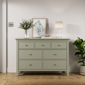 Bedroom With Chest Of Drawers, Bedroom Chest Of Drawers Styling, Chest Of Drawers Styling, Chest Of Drawers Decor, Classic Chest Of Drawers, Drawer Decor, House Styling, Green Dresser, Grey Drawers