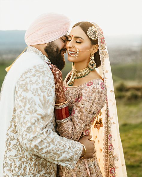 Punjabi Wedding Couple, Multi Cultural, Hindu Ceremony, Beige Wedding, Indian Wedding Photography Poses, South Indian Weddings, Bridal Pictures, Wedding Marketing, Engagement Pics