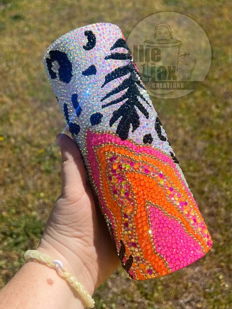 24oz hand rhinestoned tumbler  *please note all tumblers are handmade and may have very slight inconsistencies Scatter Method Rhinestone Tumbler, Bedazzled Stuff, Rhinestone Ideas, Bling Cups, Tumblers Ideas, Rhinestone Tumblers, Funky Accessories, Rhinestone Tumbler, Rhinestone Cups