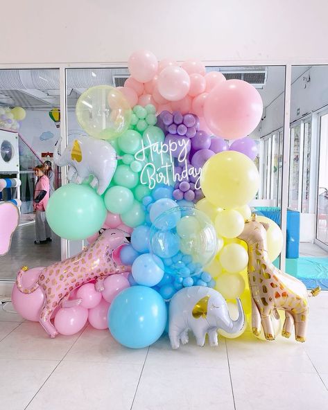 Animal Balloon Garland, Balloon Stack, Cheetah Birthday, Unicorn Balloon, Pastel Party, Party Animal, Balloon Animals, Event Inspiration, Balloon Bouquet