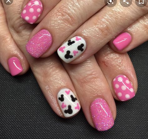 Mickey Mouse Nail Design, Disney World Nails, Minnie Nails, Minnie Mouse Nail Art, Disney Themed Nails, Disneyland Nails, Mouse Nails, Disney Nail Designs, Mickey Mouse Nails