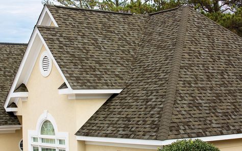 TruDefinition® Duration® Shingles | Owens Corning Roofing Cedar Shingle Homes, Retrofit Windows, Driftwood Shingles, Owens Corning Shingles, Brown Roofs, Roof Shingle Colors, Metal Roof Colors, Cedar Shake Roof, Roofing Shingles