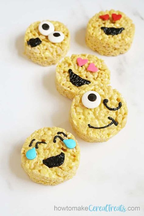 Kids will have so much fun decorating these Emoji Rice Krispie Treats. It's a great stay-at-home craft project that the kids get to eat too! They are also perfect birthday party treats. #emoji #ricekrispietreats #ricecrispytreats Yummy Emoji, Rice Krispie Treats Cereal, Cereal Treat Recipes, Kids Gratitude Journal, Gratitude Journal For Kids, British Desserts, Birthday Party Treats, Journal For Kids, Cereal Treats