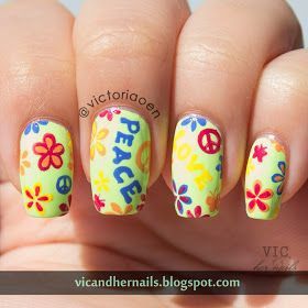 Peace Sign Nails, Hippie Nail Art, Peace Nails, Sign Flowers, Nail Design Glitter, Hippie Nails, Tie Dye Nails, Estilo Hippy, Flowers Colorful