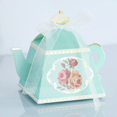 Tea Time Party, Tea Favors, Ladies Tea, Tea Party Favors, Bridal Shower Tables, Tea Party Bridal, Tea Party Theme, Retro Candy, Cake Boxes