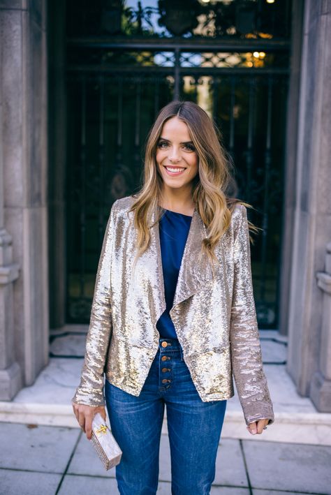 Metallic Shirt Outfit, Concert Outfit Black Women, Concert Outfit Black, Gold Sequin Blazer, Edie Parker Clutch, Valentino Pumps, Outfit Black Women, Julia Berolzheimer, Metallic Pants