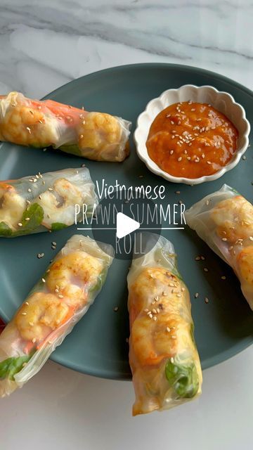 Prachi Agarkar on Instagram: "Vietnamese summer prawn roll / Cold Spring roll 

My fix to eat healthy and delicious. I never compromise on the taste when I have to eat healthy. Here’s how you can make it. 

Recipe 

Ingredients 
Rice paper sheets 
Hand ful of rice noodles ( soaked in water ) 
Prawn ( cleaned and deveined) 
Vegetables julienned ( Carrot, cucumber, spring onion, cabbage ) 
Lettuce 
Mint leaves 
1 tbsp light soy 

Sauce 
2 tbsp peanut butter 
1 tbsp olive oil 
1 tbsp light soy sauce 
1/2 tbsp sriracha 
1-2 cloves garlic 
1 tbsp warm water 

Method: 
1. Cook the prawn with a little bit of salt till it changes colour. Slice it in half and set aside. 
2. Take your rice paper and dip it in cold water for 2-3 secs and place it on a flat surface. 
3. Assemble the vegetables, prawns Rice Paper Recipes, Julienned Carrots, Spring Roll, Summer Rolls, Cold Spring, Recipe Ingredients, Spring Onion, Rice Noodles, Spring Rolls