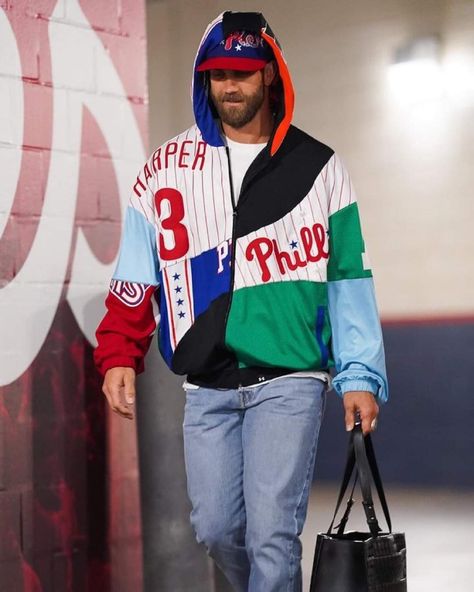 Blue Eyed Men, Philadelphia Sports, Phillies Baseball, Bryce Harper, Mlb Players, Philadelphia Phillies, Blue Eyes, Philadelphia, Baseball