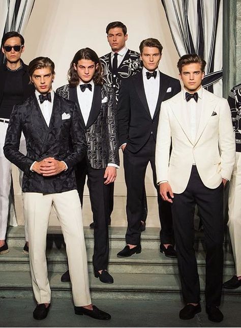 Prom Night Suits Men, Hollywood Glam Mens Outfit, Hollywood Glam Outfit Men, Creative Black Tie Men, Prom Night Outfit Men, Modern Tuxedo Men, Glam Poses, Black Tie Men, Creative Black Tie