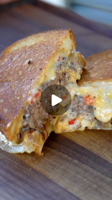 GOLF.com // GOLF Magazine on Instagram: "To celebrate Masters week, @3piecesofpecan is making some Pimento Cheese Patty Melts:  Pimento cheese: 1/2C mayo 4oz pimentos, strained 1/2 block cream cheese, softened 1/4t garlic powder 1/4t onion powder 1/4t cayenne pepper 1/4t salt 1/4t pepper 1 lb cheese - 8oz extra sharp, 8oz sharp white (shredded)  Add all ingredients to bowl and mix together until blended  For the melt: -Spread some avocado oil on a flat top or griddle on med heat -Add 1/2 white onion, sliced -Season onions with pinch of salt & pepper -Add more oil on top & let cook for 6-8 mins -Add pinch of salt & pepper to patties -Place onto flat top, no need to add oil -Add another pinch of salt & pepper to patties -Lay out country French white bread & spread pimento cheese on each slic Pimento Cheese Sandwich, Cheese Patties, Pimento Cheese Sandwiches, Slider Sandwiches, Patty Melt, Pimento Cheese, White Bread, Cream Cheese, Main Dishes