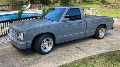 S10 Chevrolet, Charcoal Grey Paint, S10 Truck, Chevrolet S 10, S10 Pickup, Pickups For Sale, Chevy S10, Chevrolet S10, Chrome Wheels