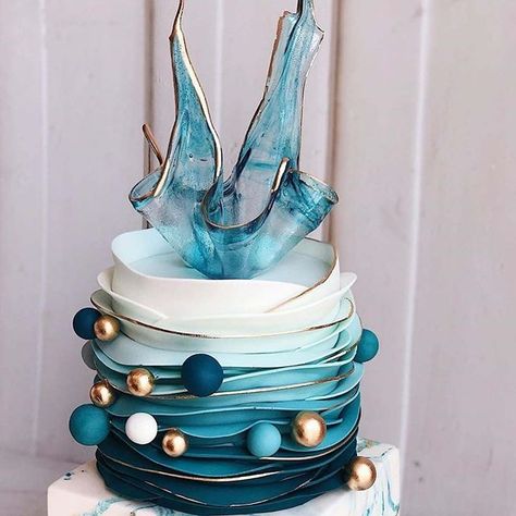 Baking hues of 💙 Something Blue and Classic Blue in one decadent cake playing with isomalt! . . . Cake: @duchess.bake #cakeoftheday #classicblue #fondant #fondantcake #isomalt #buttercream #coloroftheyear2020 #swissmeringue #feedfeed #foodgasm #dessert #2020wedding #weddingcake #cakedesign #foodstagram #cakecakecake #StrictlyWeddings Wedding Cakes Fondant, Cakes Fondant, Fondant Wedding Cakes, Amazing Desserts, Cake Studio, Cream Cakes, Beautiful Birthday Cakes, Wedding Cakes With Cupcakes, Crazy Cakes