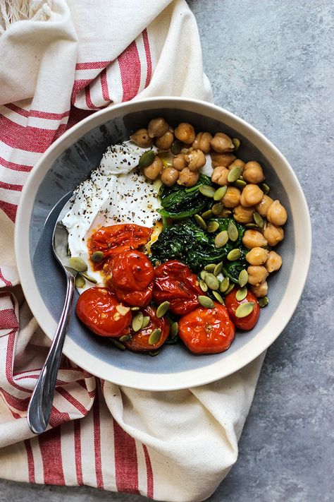 Switch up your breakfast routine with these savory yogurt bowls! The first is a roasted tomato and spinach bowl; the second a cucumber cantaloupe bowl. Breakfast With Greek Yogurt, Savory Yogurt, Yogurt Bowl Recipe, Greek Yogurt Breakfast, Yogurt Bowls, Yogurt Breakfast, Healthy Yogurt, Yogurt Bowl, Roasted Tomato