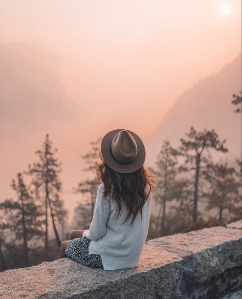 For Anyone Who Is Afraid To Let Go Because They Think They’ll Never Find Someone Better | Thought Catalog Kuala Lampur, Yosemite Photos, Traveling Alone, International Travel Tips, Solo Female Travel, Foto Pose, Travel Alone, Photo Look, Vintage Travel Posters