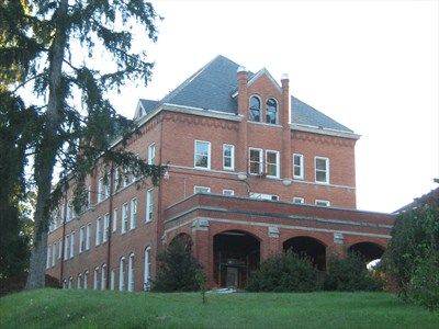 Hodges Dorm as seen from the Dell  Virginia Intermont College Bristol, VA Bristol Va, Midlothian Virginia, Bristol Virginia, Bristol, Tennessee, Virginia, Technology, House Styles, History