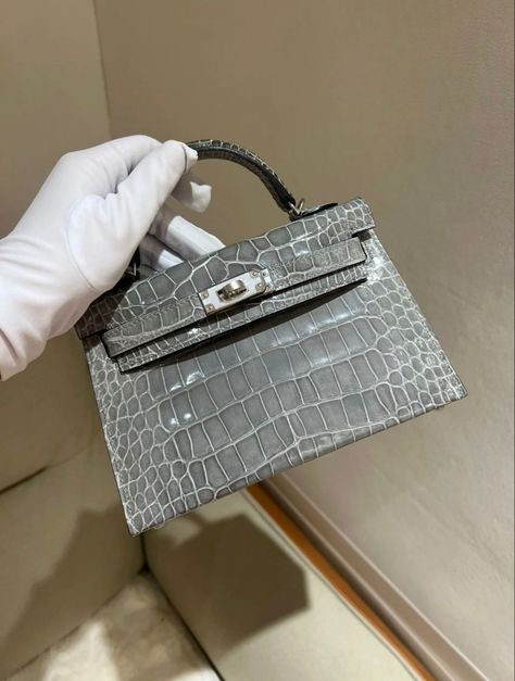 Mini Kelly Crocodile, Hermes Kelly Crocodile, Hermes Crocodile, Mini Kelly, Dream Bags, Baby Room Inspiration, Fashionista Clothes, Glam Fashion, Baby Room