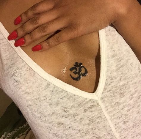 Ohm tattoo Ohm Tattoo Women, Ohm Tattoo Design, Ohm Symbol Tattoo, Small Sternum Tattoo Women, Sternum Tattoo Small, Upper Knee Tattoo Women, Sternum Tattoo Black Women, Small Sternum Tattoo, Aum Tattoo