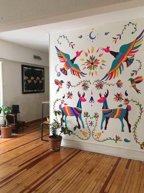 Wall decor ideas Otomi Mural, Mexican Bohemian Decor, Mexican Eclectic Decor, Mexican Nursery Decor, Mexican Inspired Decor, Mexican Murals, Mexican Bedroom, Otomi Art, Mexican Wall Decor