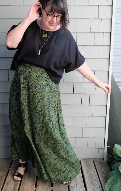 Monstera Holyoke Skirt Midsize Modest, Mid Size Aesthetic, Summer Outfits Big Stomach, Plus Size Summer Outfits Big Stomach, Aesthetic Plus Size, Plus Size Long Skirts, Witchy Business, Big Stomach, Linen Outfits