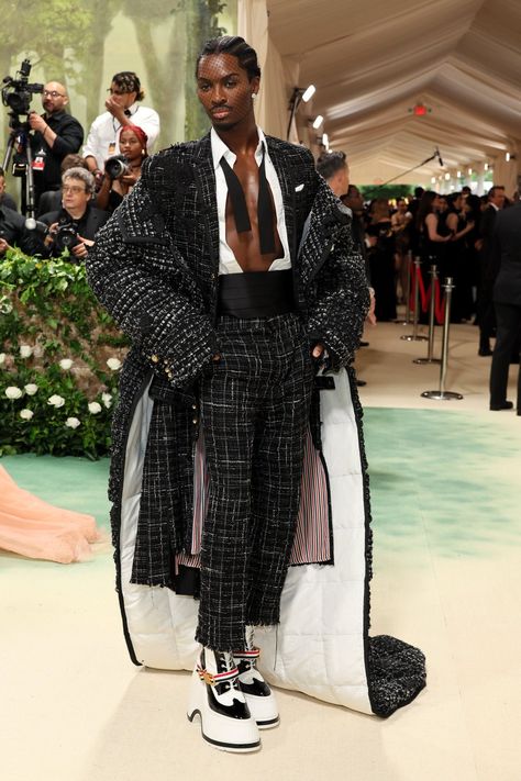 Alton Mason, Winter Lookbook, Red Carpets, Ladies And Gentlemen, Futuristic Fashion, Lady And Gentlemen, Red Carpet Fashion, Thom Browne, My Favourite