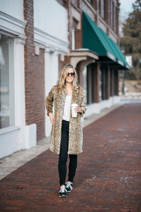 Current Crush: All Things Leopard | spring style | style idea | casual outfit idea | leopard coat | rag and bone | madewell tee | new balance #style #fashion Coat And Sneakers, Fall Fashion Coats, Leopard Coat, Leopard Print Coat, Athleisure Women, Print Coat, Current Fashion Trends, Casual Work Outfits, Sneakers Outfit