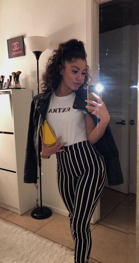 Just Danyal, Women Street, Baddie Outfits Casual, Light Skin, Fashion Fits, Cute Fits, Baddie Outfits, Fitness Inspo, The Conversation