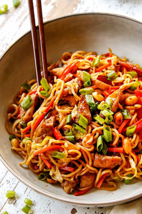 Chicken Yakisoba (Tips and Tricks, Variations, How to Make Ahead) Japanese Rice Cooker, Cheesey Chicken, Quick Fried Rice, Yakisoba Recipe, Chicken Yakisoba, Asian Chili Sauce, Rice Fried, Carlsbad Cravings, Perfect Rice