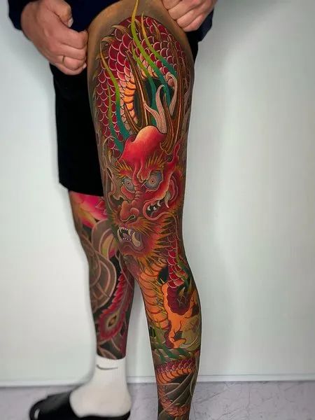 Leg Tattoo Unique Tattoo Ideas For Men, Japanese Leg Tattoo, Atlas Tattoo, Gang Tattoos, Japanese Legs, Unique Tattoo Ideas, Dragon Tattoo Art, Full Leg Tattoos, Sticker Tattoo