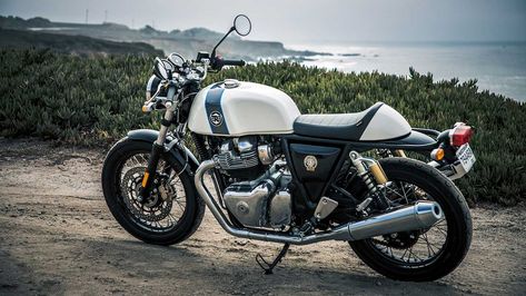 Royal Enfield’s Twins took their sweet time to make their way to the market, but finally, the pair was announced for 2019 with an excellent price to match, slipping just below the $6k belt. The Continental GT and INT 650 are Royal Enfield’s brand new twins, powered, as their nickname suggests, by an equally new 648cc parallel twin mill rated at 47 horsepower. Royal Enfield Gt 650 Wallpaper, Gt 650 Wallpaper Hd, Gt 650 Wallpaper, Gt 650 Royal Enfield, Royal Enfield Gt 650, Hd Wallpapers For Mac, Gt Continental, Continental Gt 650, Royal Enfield Wallpapers