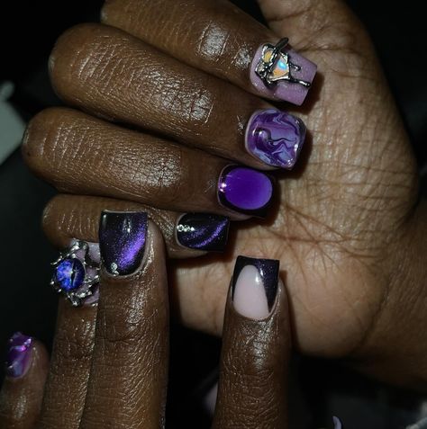 Black Purple Nails, Purple And Black Nails, Red And Black Nails, Purple Nails, Black Nails, Girly Girl, Red And Black, Nail Art, Nails