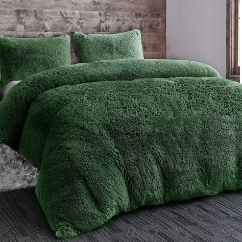 YORKSHIRE HOMEWARE Long Fluffy Teddy Duvet Cover Sets,Pillow Case Hug And Snug Fleece Faux Fur Easy Quilt Bedding (Green, Double) Fluffy Quilt, Bedding Green, Easy Quilt, Teddy Fleece, Bedroom Essentials, Bedroom Idea, Green Bedding, Set Cover, Soft Bedding