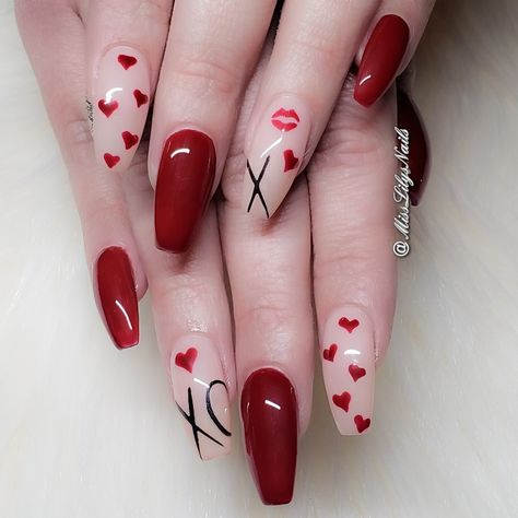 Bunny Xo Nails, Xo Nails Valentines Day, Nails With Xo Design, Character Nail Art Valentines, Valentines Day Nails Xo, Diy Bts, Nail Dipping Powder Colors, Pastel Nail Art, Dip Nail Colors