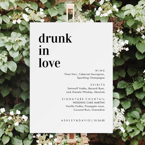 Wedding Cake Martini, Alcohol Wedding, Wedding Open Bar, Modern Wedding Signs, Wedding Black And White, Reception Bar, Menu Sign, Vanilla Vodka, Drunk In Love