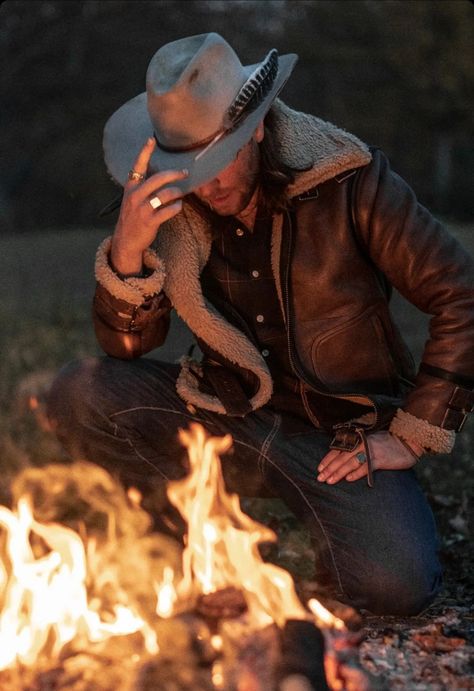 Cowboy Outfit For Men, Country Man, Cowboy Photography, The Last Ride, Western Photoshoot, Cowboy Romance, Handy Tools, Cowboy Aesthetic, Wilde Westen