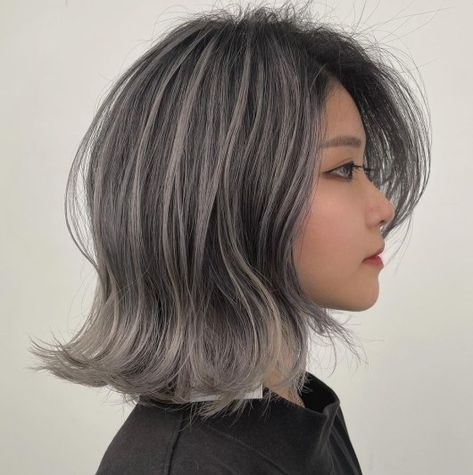 Medium-Length Hairstyle with Ash Highlights Ash Highlights, Grey Brown Hair, Ash Grey Hair, Gray Hair Styles, Grey Hair Transformation, Salt And Pepper Hair, Grey Hair Inspiration, Beautiful Gray Hair, Hair Adviser