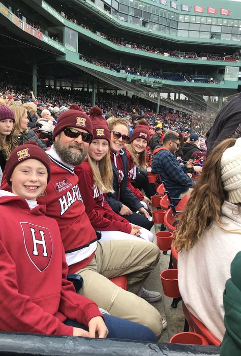 Harvard Vs Yale, Harvard Merch, Harvard Yale Game, Harvard Student Aesthetic, Harvard Outfit, Harvard Acceptance, Medicine Dream, Harvard Aesthetic, Harvard University Campus