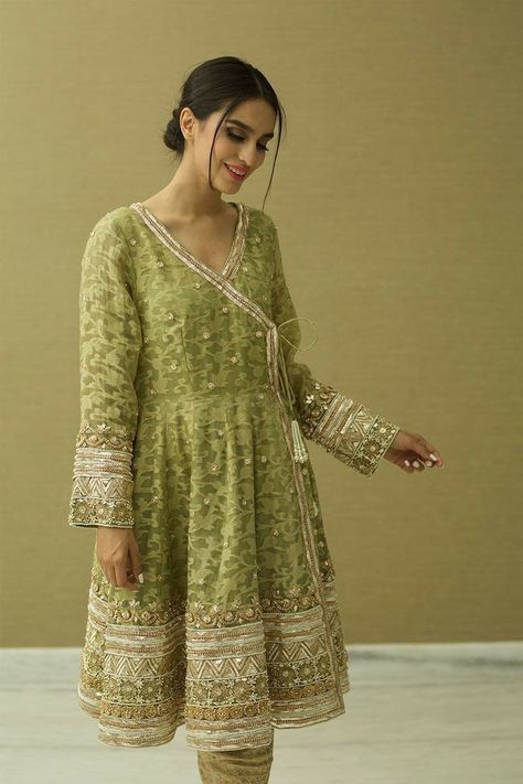 #dressdesign #angrakha #angrakhastyle #fashion Shirt Kurti Design, Angrakha Frock Design, Angrakha Style Frock, Angrakha Frock, Angrakha Style Dresses, Shirt Kurti, Angrakha Dress, Angrakha Style, Pakistani Formal Dresses