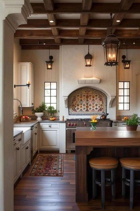 Different Kitchen Styles, Styling Countertops, Modern Spanish Kitchen, Spanish Kitchen Design, Hacienda Style Kitchen, Spanish Style Home Interior, Modern Mexican Home, Spanish Style Kitchen, Spanish Kitchen