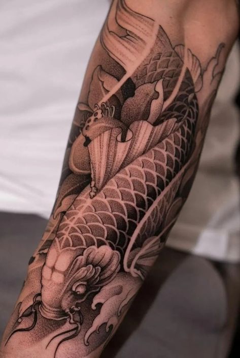 Koi Fish Tattoo Forearm, Foo Dog Tattoo Design, Infinity Tattoo With Feather, Aztec Tattoos Sleeve, Japanese Koi Fish Tattoo, Koi Tattoo Sleeve, Black Men Tattoos, Foo Dog Tattoo, Koi Tattoo Design