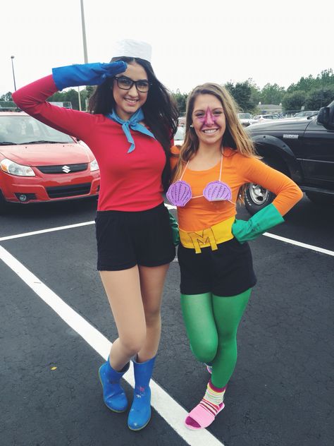 Mermaid man and barnacle boy Mermaid Man Costume, Twin Day Outfits, Mermaid Man And Barnacle Boy, Mermaid Man And Barnacle, Two Person Halloween Costumes, Diy Costumes Men, Barnacle Boy, Girl Group Halloween Costumes, Super Hero Day