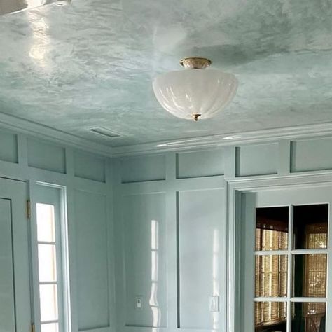 Kerry Spears on Instagram: "Lacquer ✔️ Painted Floors ✔️ Venetian Plaster ✔️  Thank you @floepainting !! 🎨✨" Lacquered Dining Room, Blue Venetian Plaster, Lacquered Ceiling, Condo Inspiration, Greek Church, Stair Walls, Village Road, Modern Georgian, Painted Closet