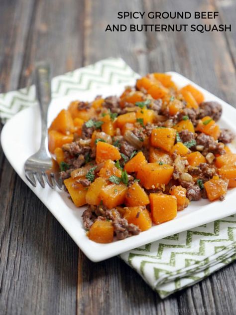 Beef And Butternut Squash, Whole 30 Crockpot Recipes, Pumpkin Sausage, Lunchbox Kids, Recipes With Ground Beef, Butternut Squash Recipes, Ground Turkey Recipes, Minced Meat, Paleo Dinner